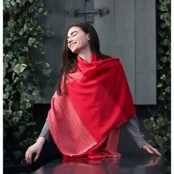 Brand new โญ Celtic County Wicklow Shawl: Shades of Red โจ