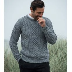 Brand new 🎉 Celtic Men's Merino Wool Crew Neck Sweater: Blue-Grey 👏